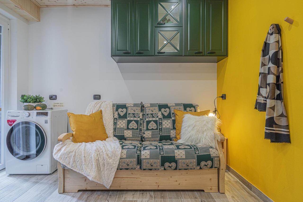 Casa Sole- Loft Moderno In Montagna Apartment Aprica Luaran gambar