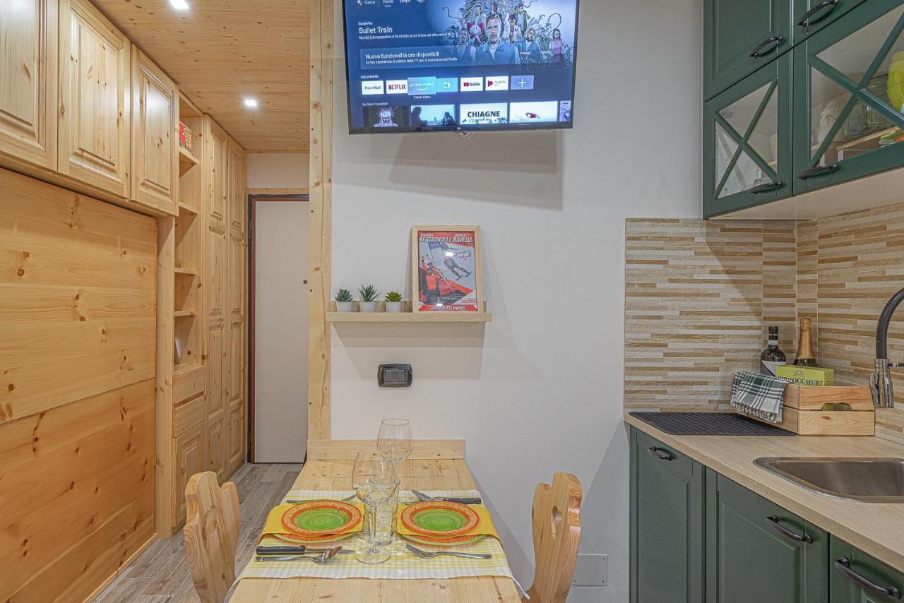 Casa Sole- Loft Moderno In Montagna Apartment Aprica Luaran gambar