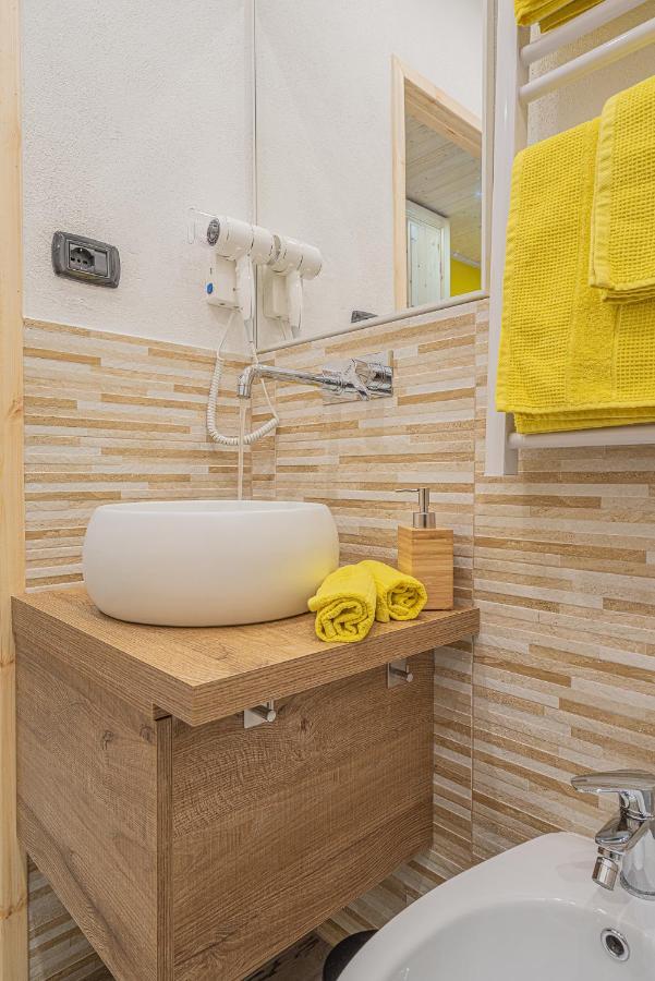 Casa Sole- Loft Moderno In Montagna Apartment Aprica Luaran gambar
