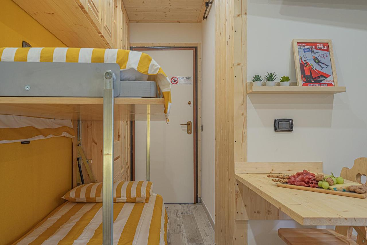 Casa Sole- Loft Moderno In Montagna Apartment Aprica Luaran gambar